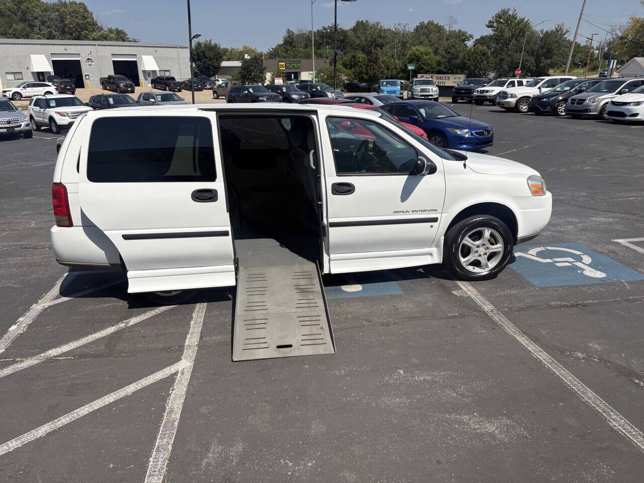 2008 CHEVROLET Uplander