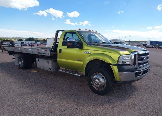 2005 FORD F-550