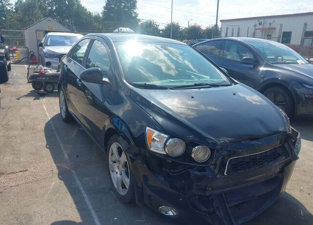 2012 CHEVROLET Sonic