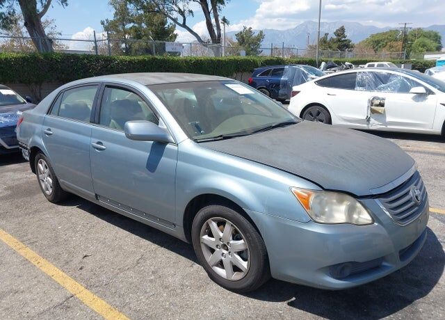 2008 TOYOTA Avalon