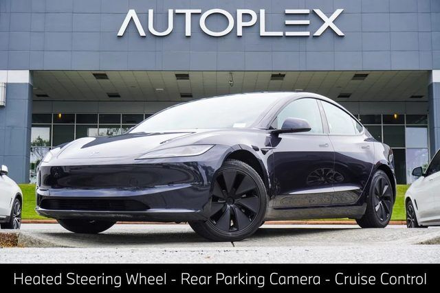 2024 TESLA Model 3