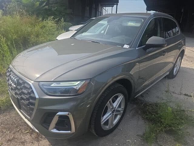 2024 AUDI Q5 e