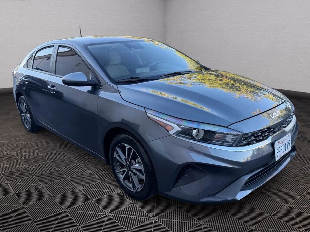 2023 KIA Forte