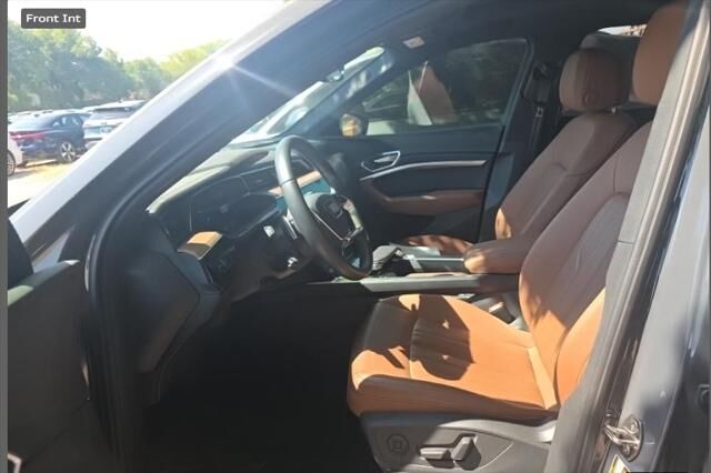 2024 Audi Q8