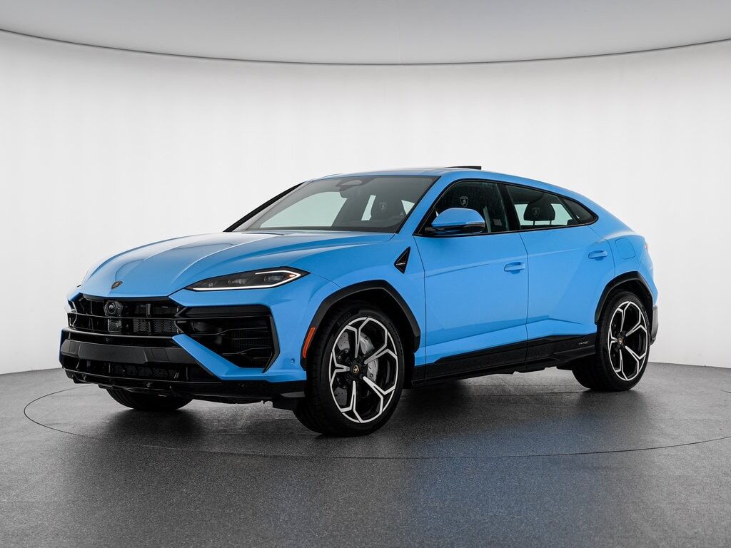 2026 LAMBORGHINI URUS