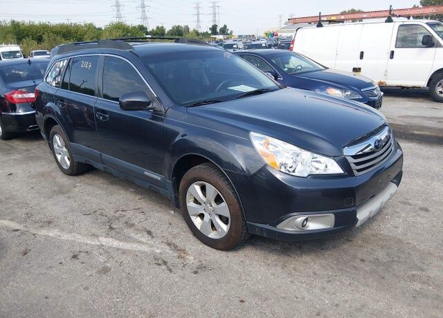 2011 SUBARU Outback