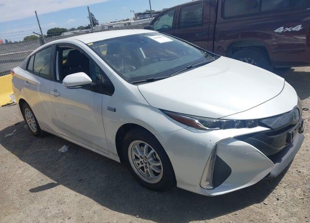 2022 TOYOTA Prius