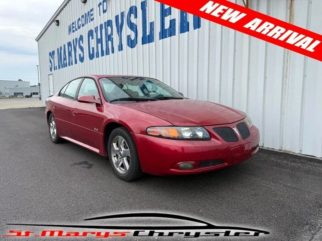 2005 PONTIAC Bonneville