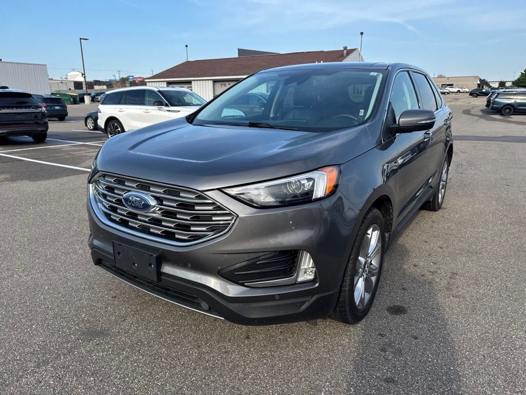 2023 FORD Edge