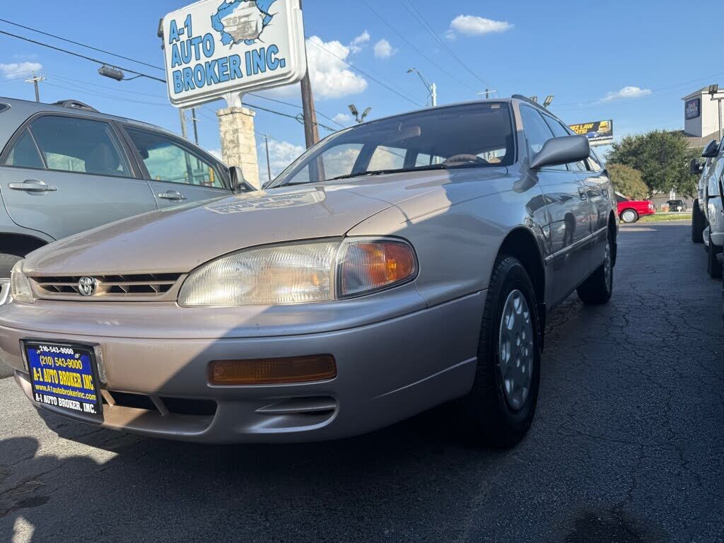 1995 TOYOTA Camry