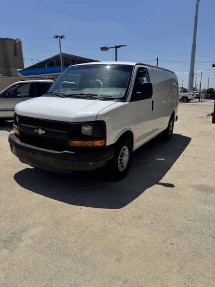 2013 CHEVROLET Express