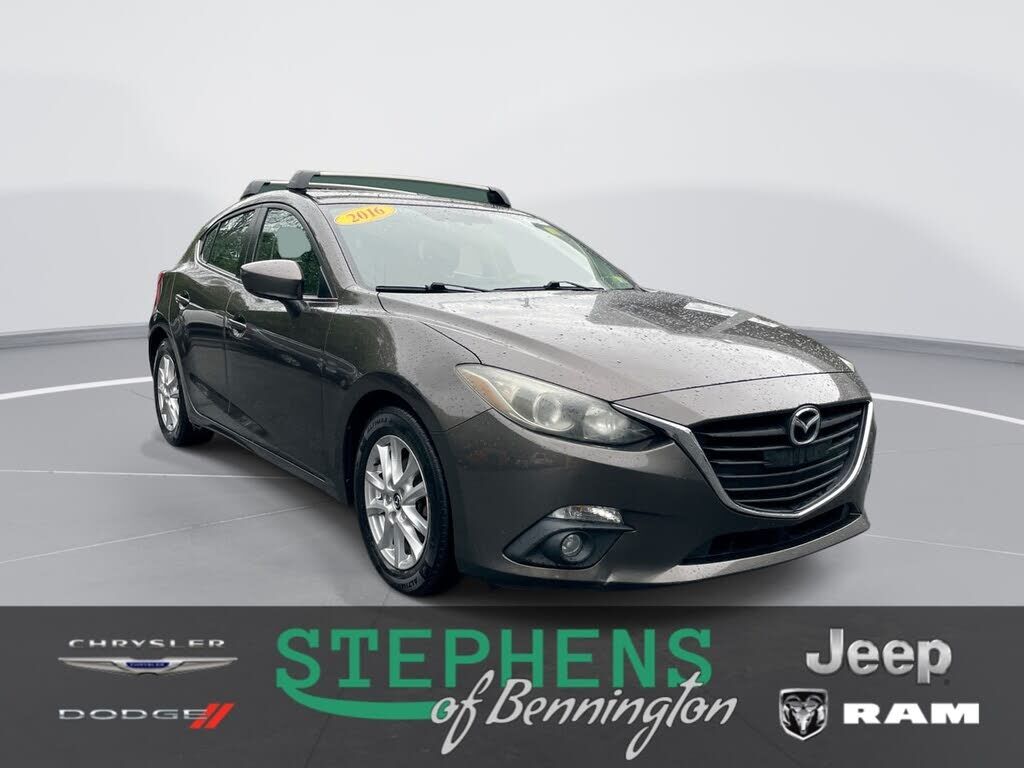 2016 MAZDA Mazda3