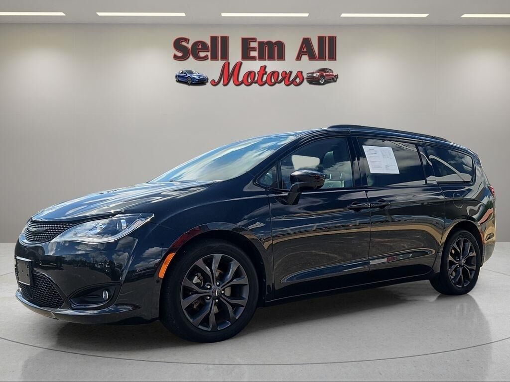 2020 CHRYSLER Pacifica