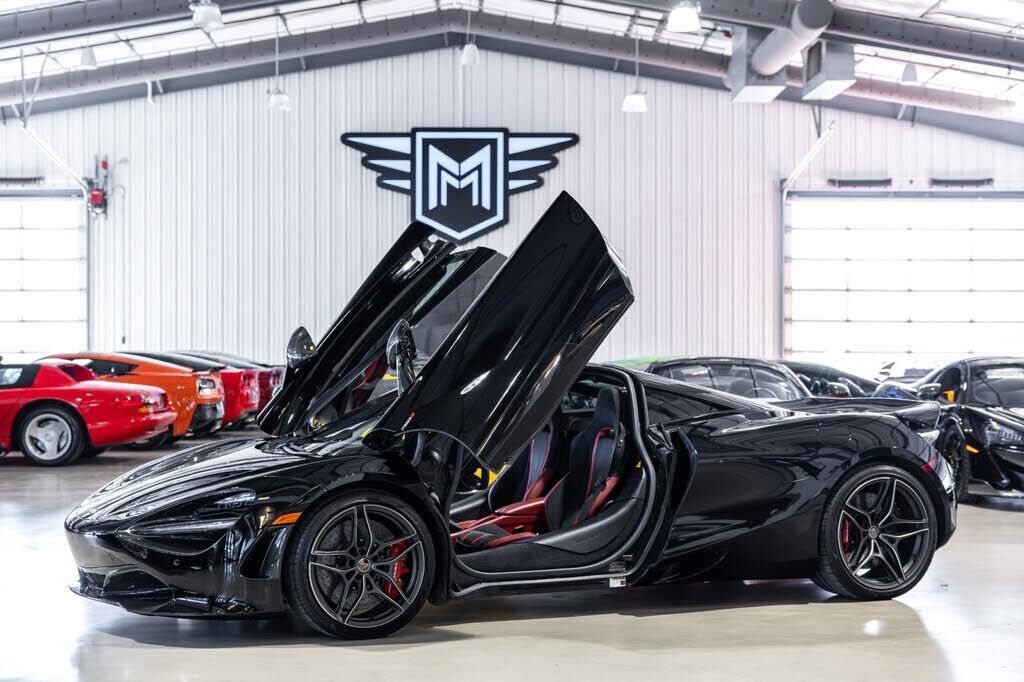 2018 MCLAREN 720S