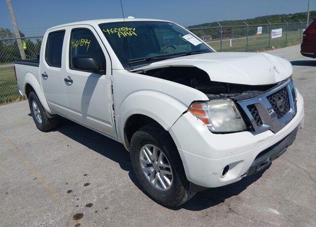 2015 NISSAN Frontier