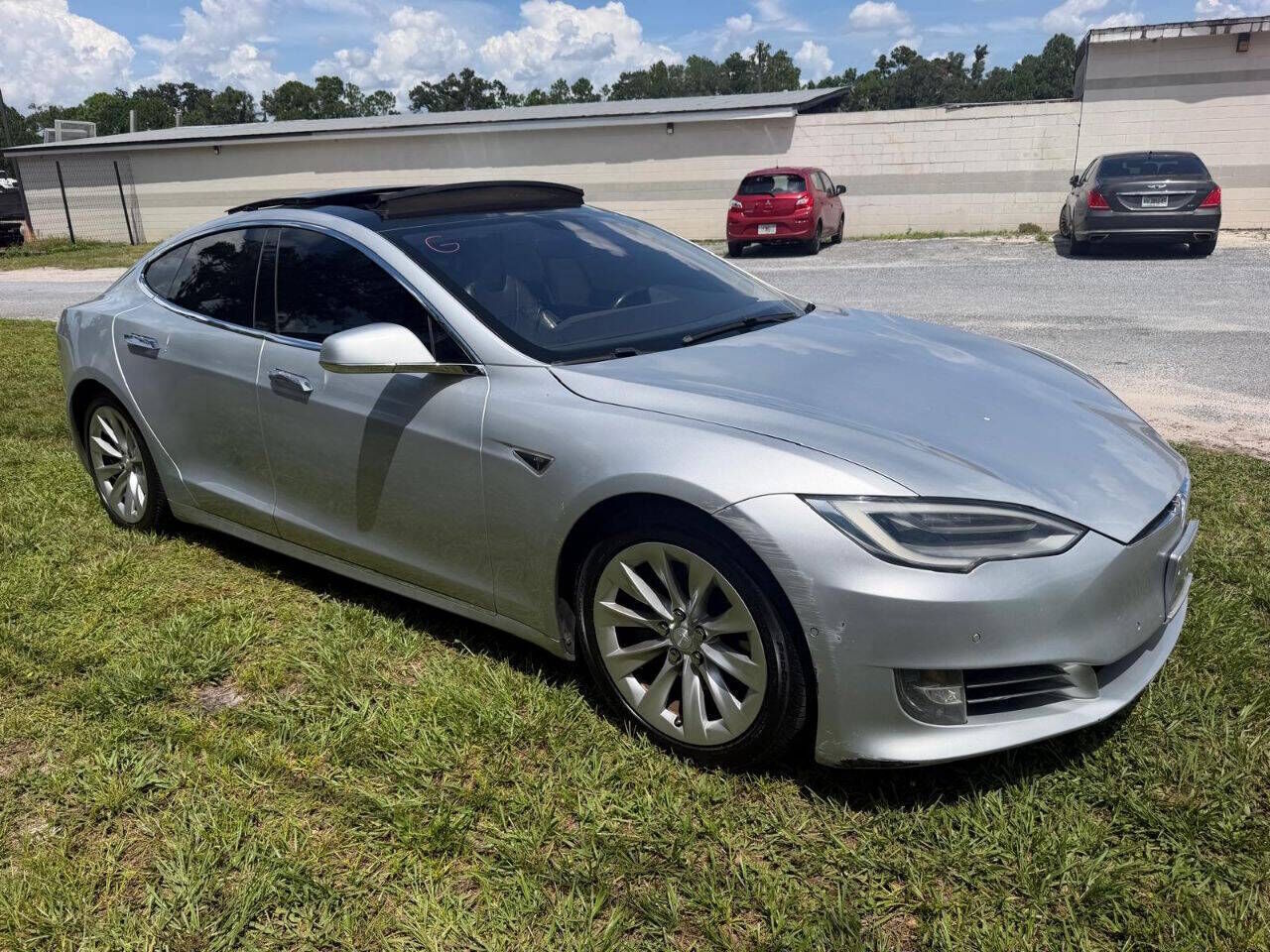 2016 TESLA Model S