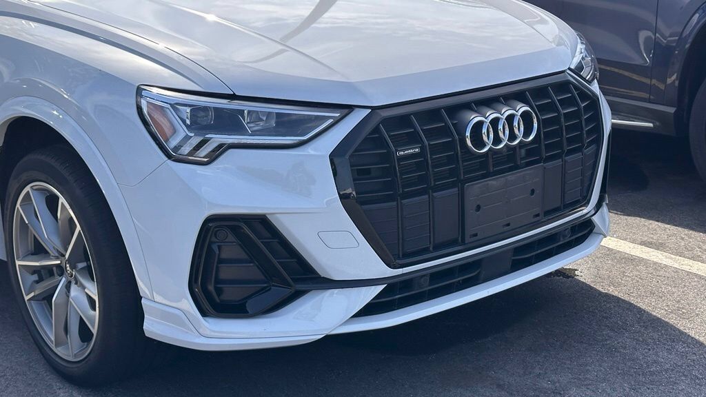 2022 Audi Q3