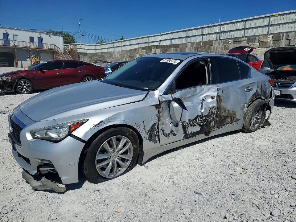 2016 INFINITI Q50