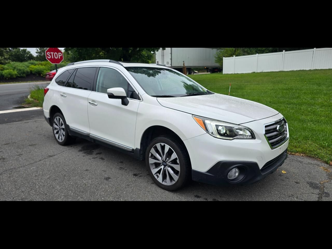 2017 SUBARU Outback