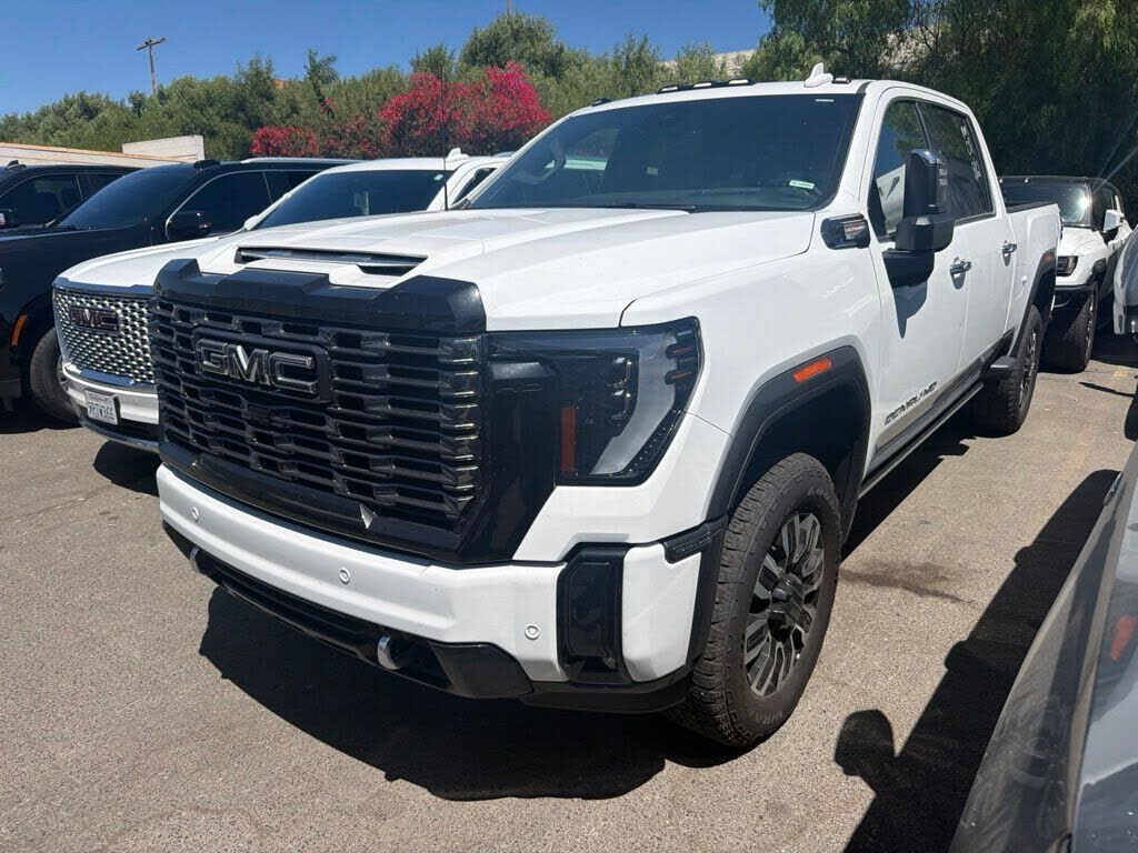 2025 GMC Sierra HD