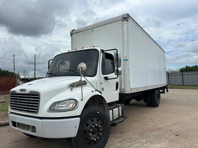 2016 FREIGHTLINER M2