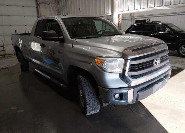 2015 TOYOTA Tundra