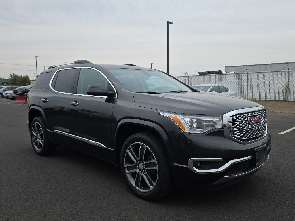 2017 GMC Acadia