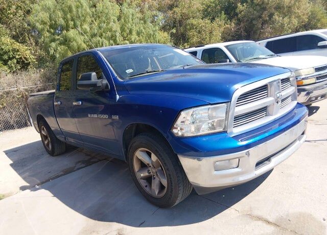 2011 DODGE Ram