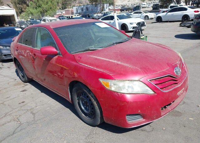 2010 TOYOTA Camry