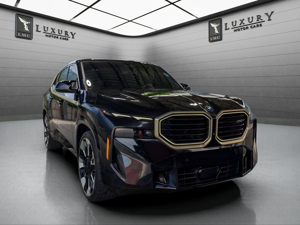 2024 BMW XM