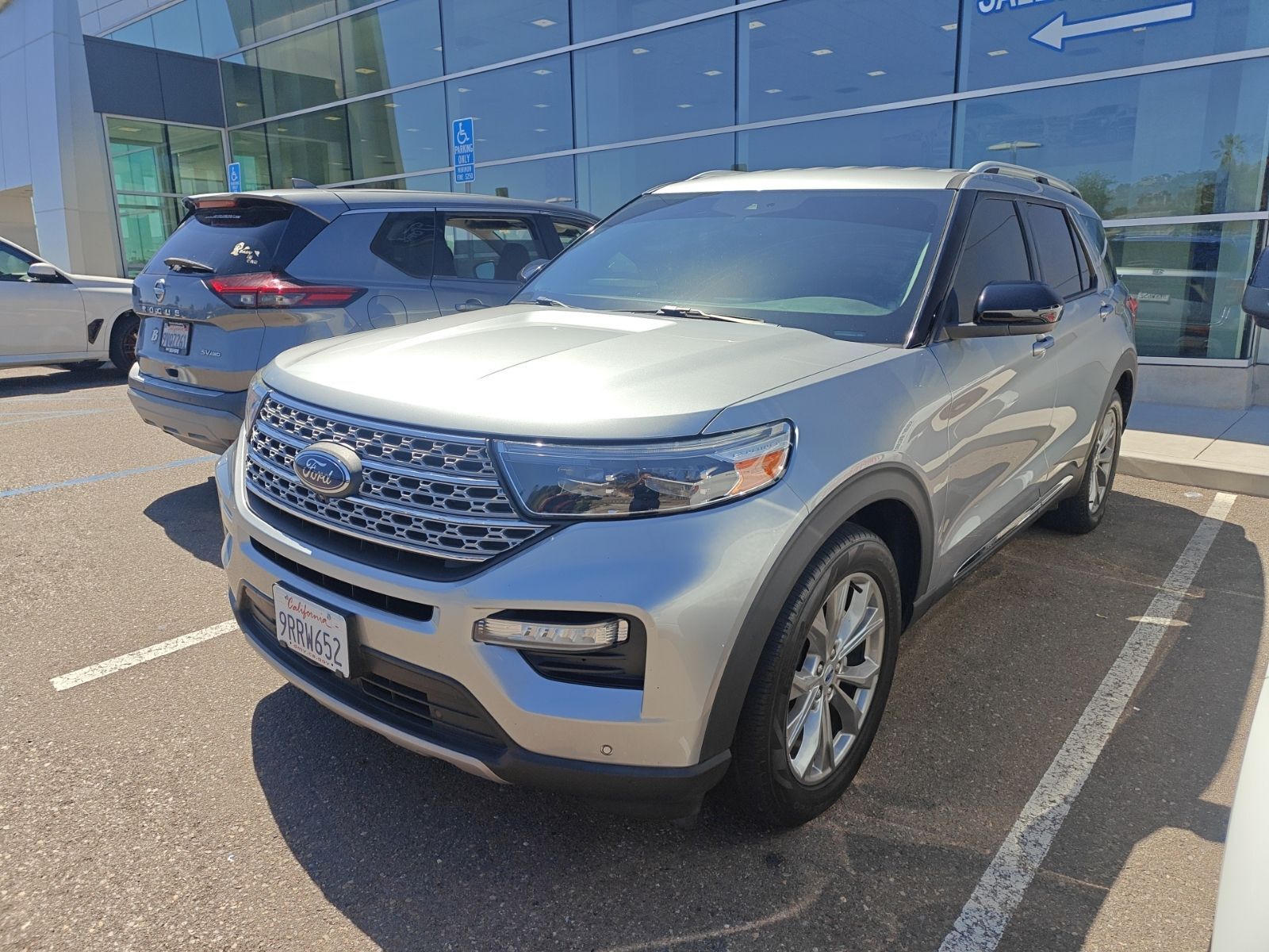 2023 FORD Explorer
