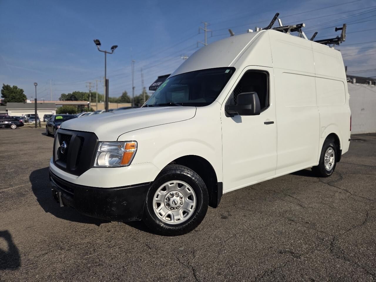 2017 NISSAN NV