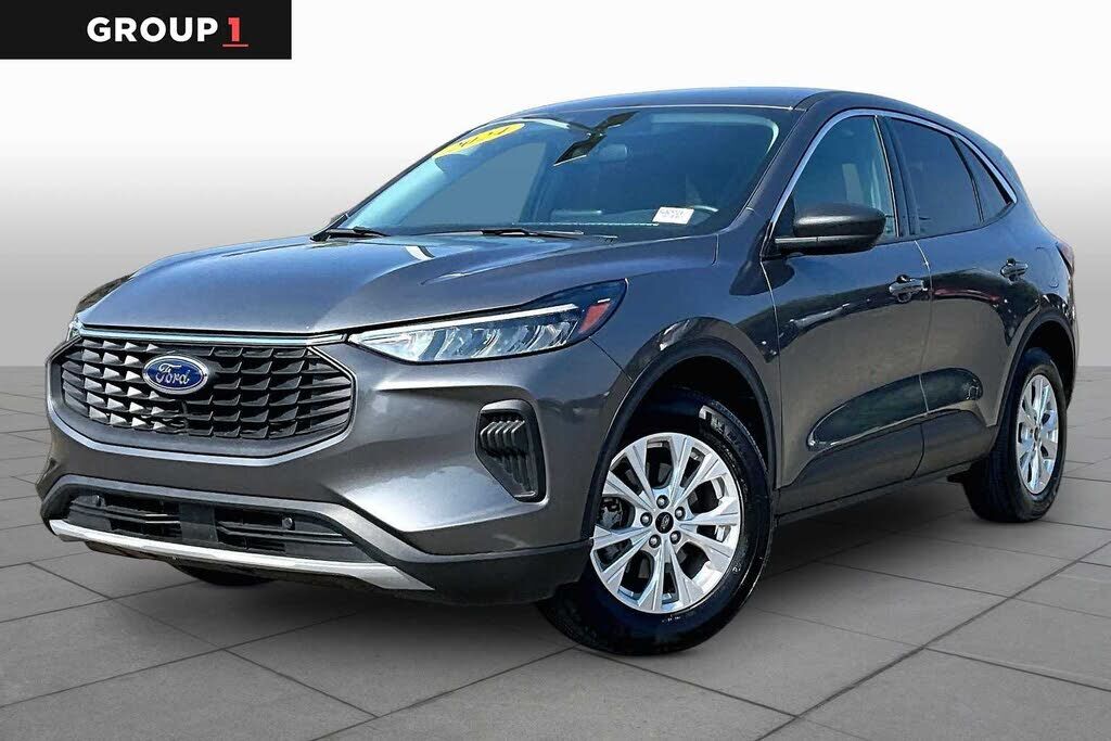2024 FORD Escape