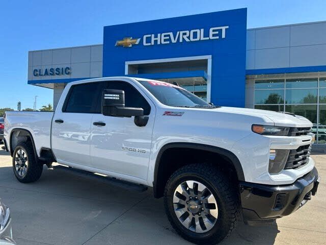 2024 CHEVROLET Silverado HD