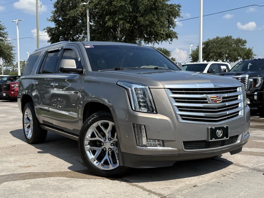 2018 CADILLAC Escalade
