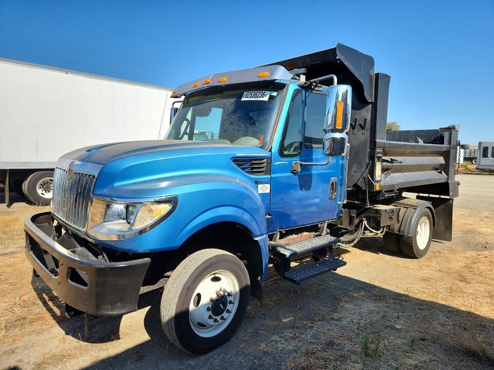 2015 INTERNATIONAL TR005