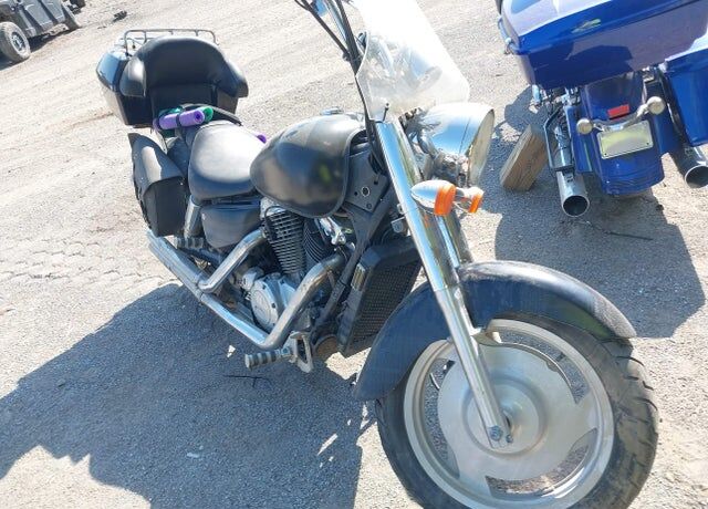 2000 HONDA VT1100C2