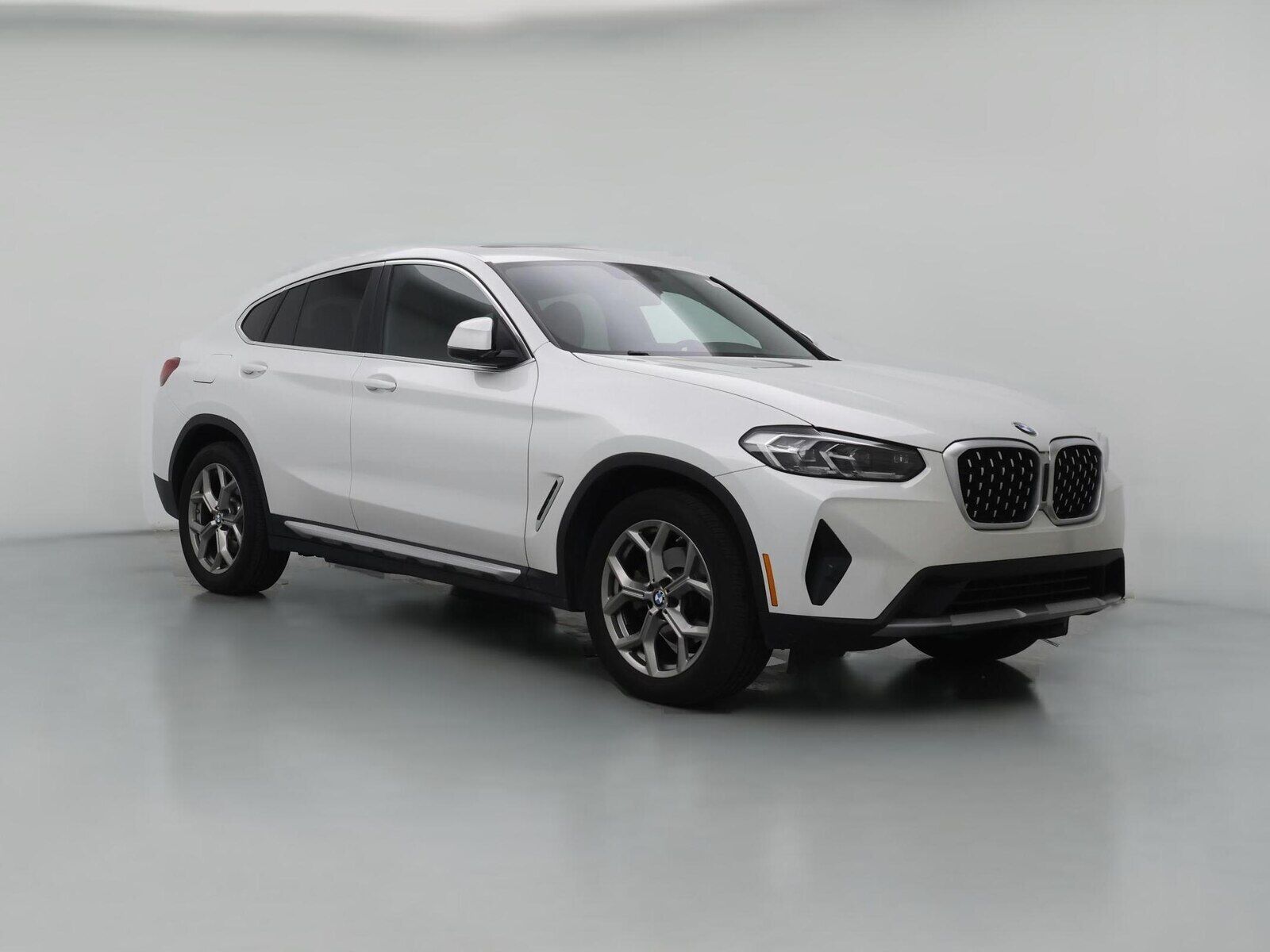 2023 BMW X4