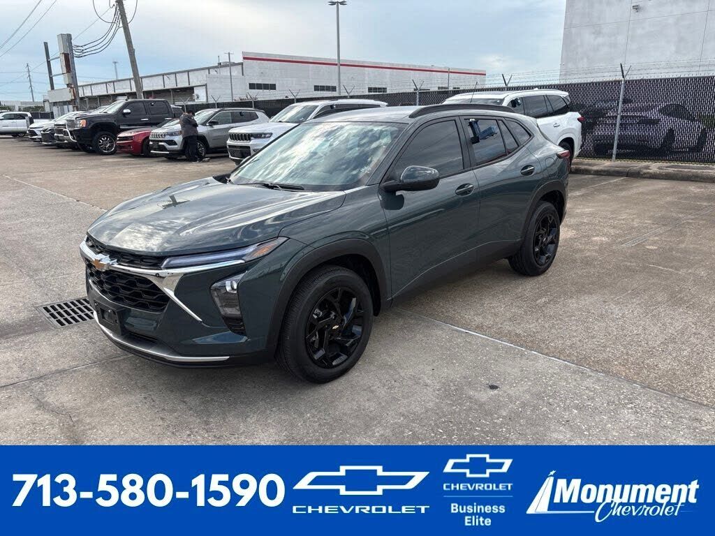 2026 CHEVROLET Trax