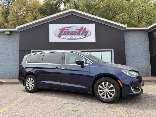 2019 CHRYSLER Pacifica