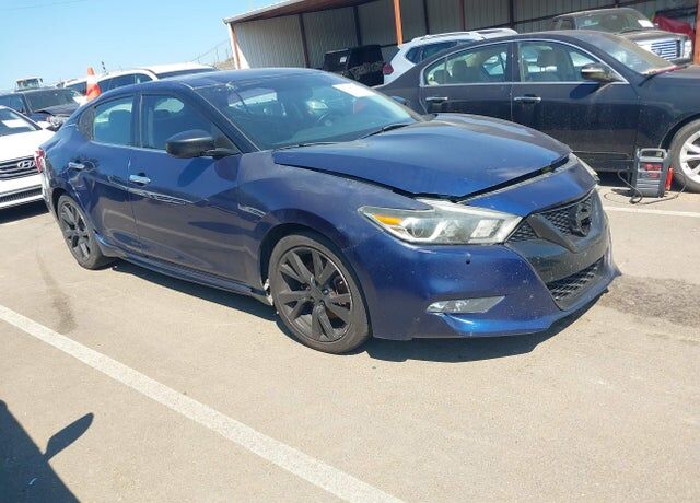 2017 NISSAN Maxima