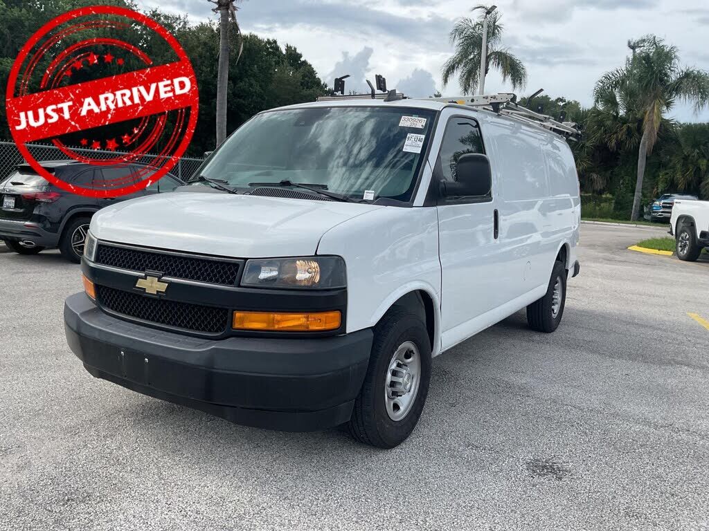 2021 CHEVROLET Express