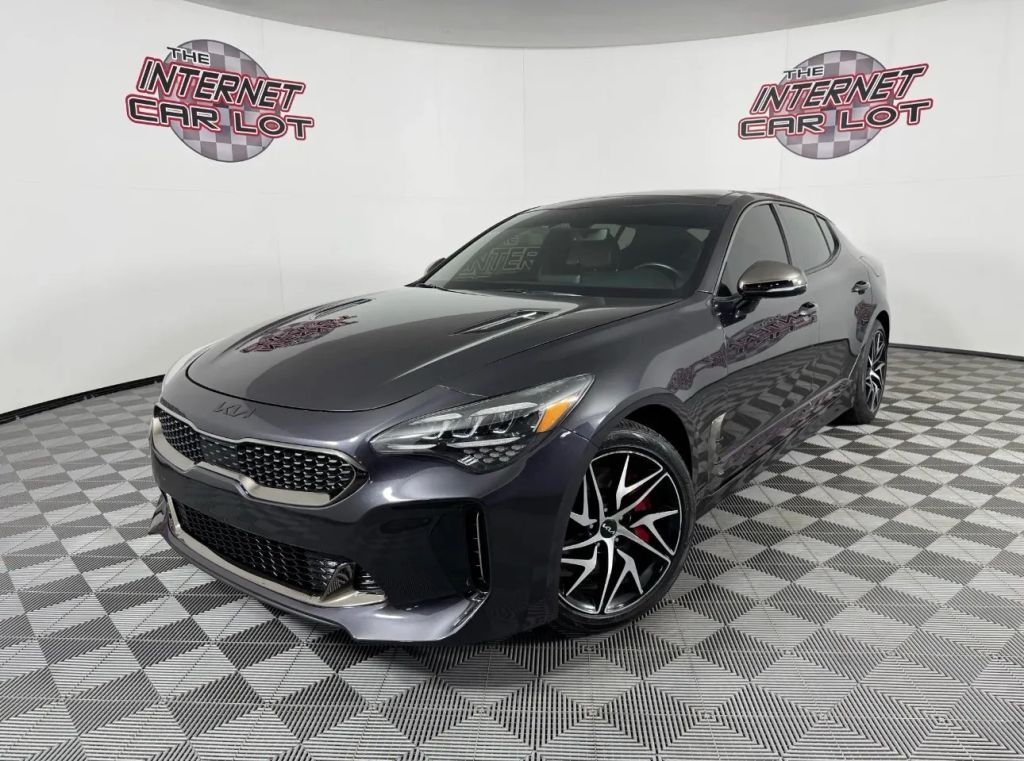 2022 KIA Stinger