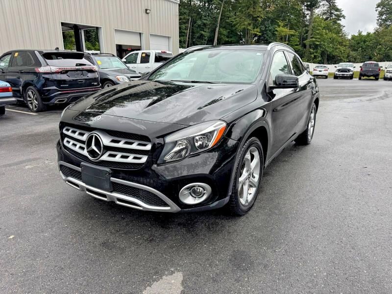 2020 MERCEDES-BENZ GLA-Class