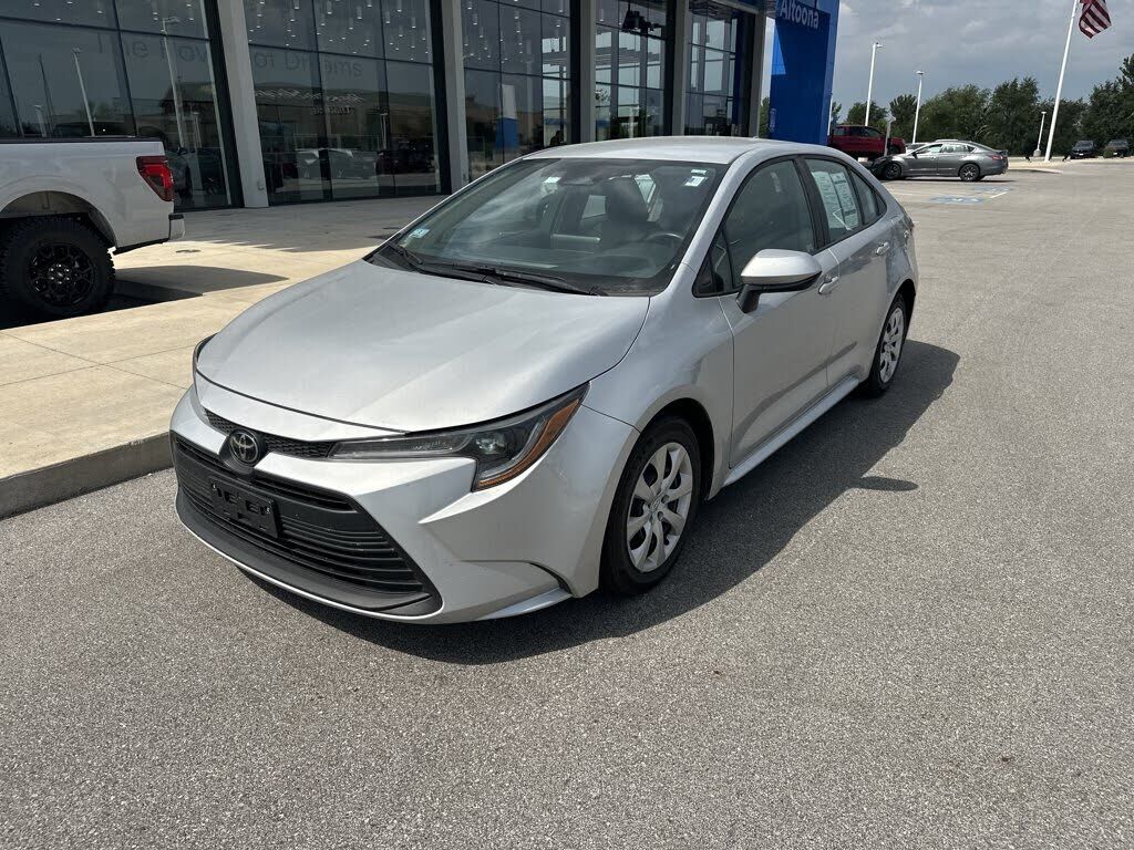 2024 TOYOTA Corolla