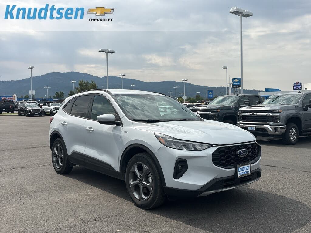 2025 FORD Escape