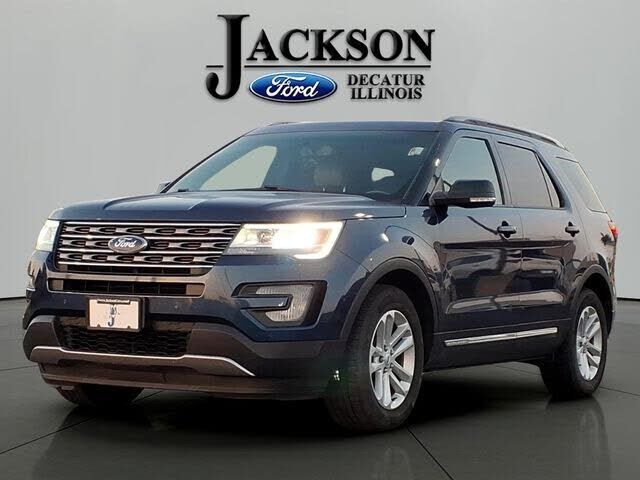 2017 FORD Explorer