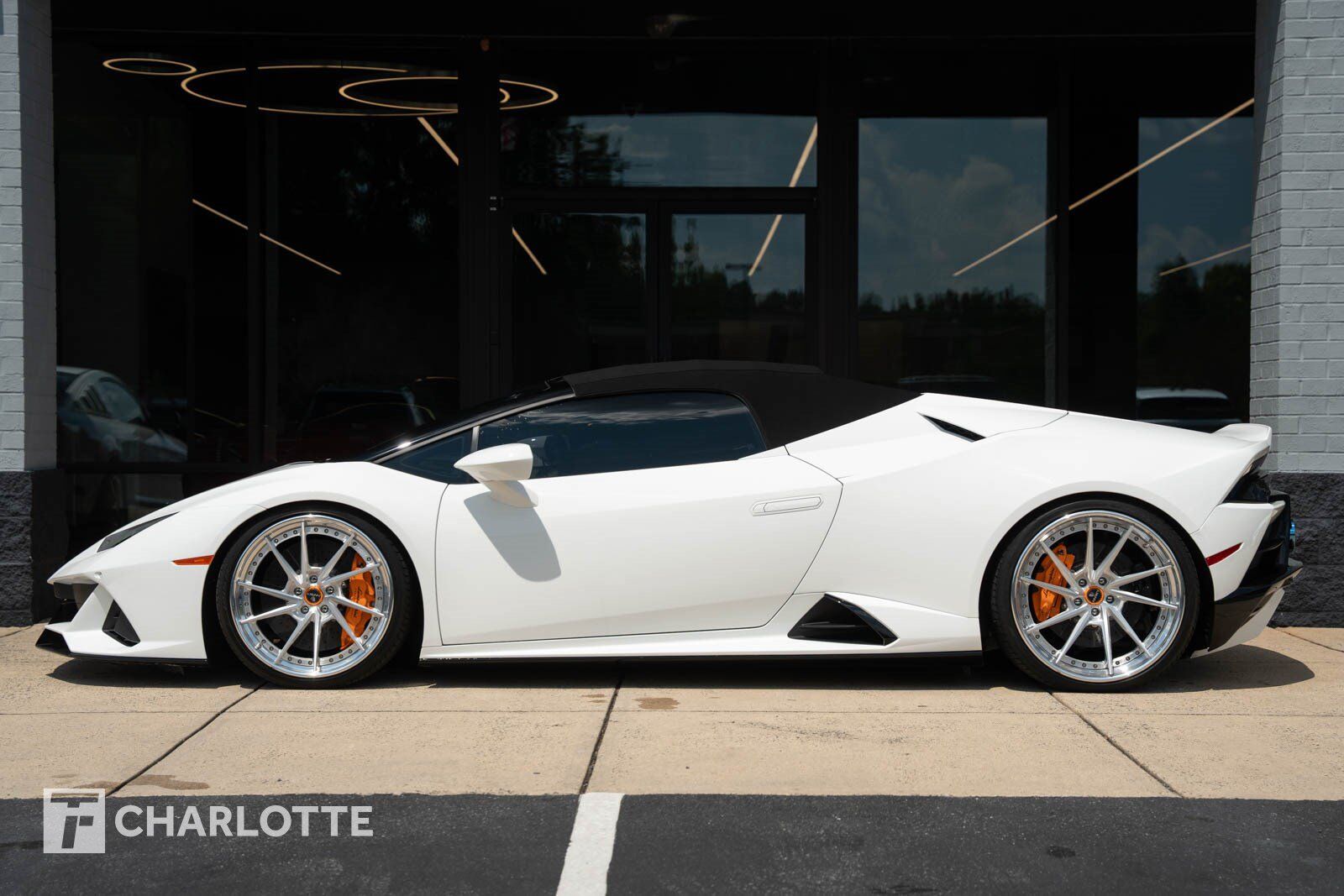 2024 LAMBORGHINI Huracan