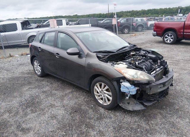 2012 MAZDA Mazda3