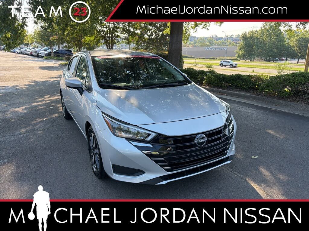 2025 NISSAN Versa